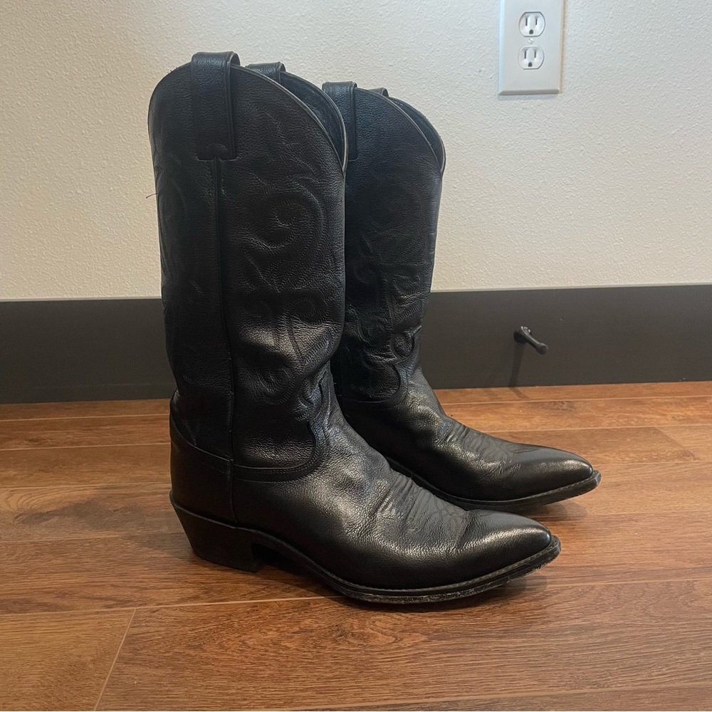black justins cowboyboots